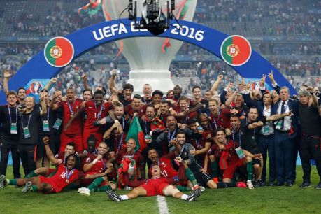 Euro-2016-Final-Portugal-v-France